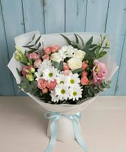 Букет цветов из:  Розы, Лизиантусы и Хризантемы в Невели