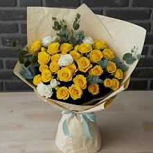 Букет цветов из:  Розы в Невели