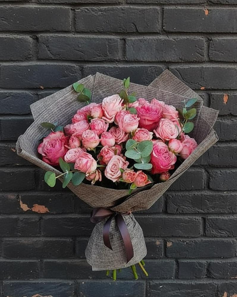 Букет цветов из: Розы в Невели