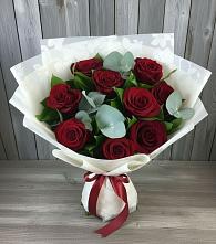 Букет цветов из:  Розы в Невели