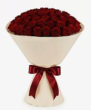 Букет 101 Бордовая роза Блэк Бакарра в Невели