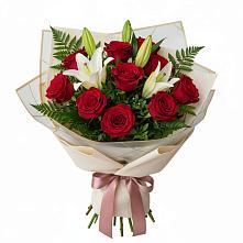 Букет цветов из:  Лилии и Розы в Невели
