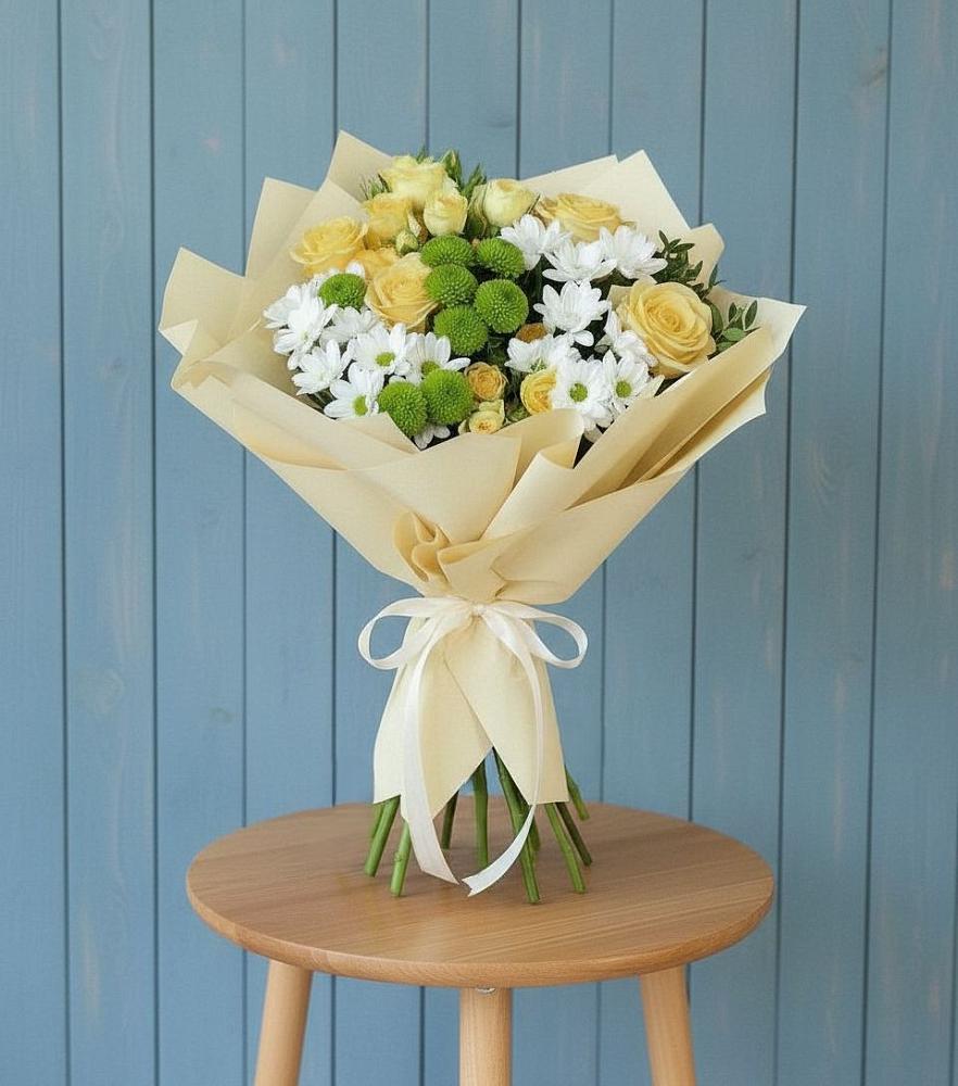 Букет цветов из: Хризантемы и Розы в Невели