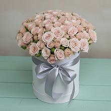 Цветочная композиция из Розы в шляпной коробке в Невели