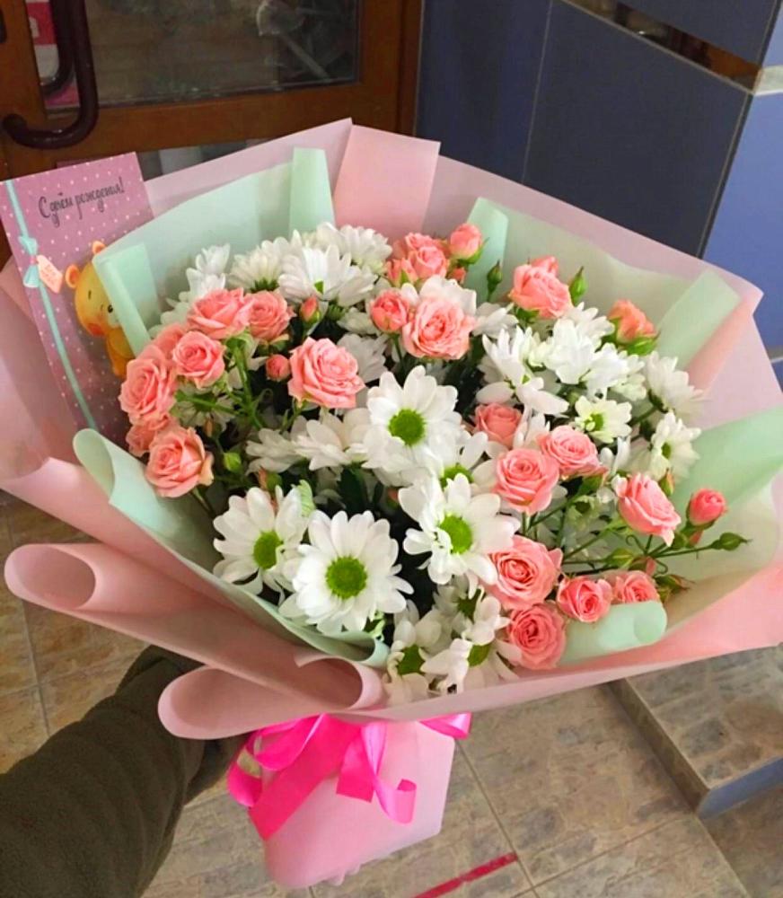 Букет цветов из: Розы и Хризантемы в Невели