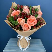 Букет цветов из:  Розы и Альстромерии в Невели