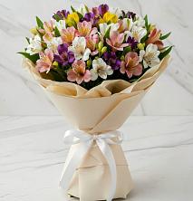 Букет цветов из:  Альстромерии в Невели