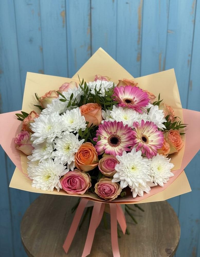 Букет цветов из: Розы, Герберы и Хризантемы в Невели