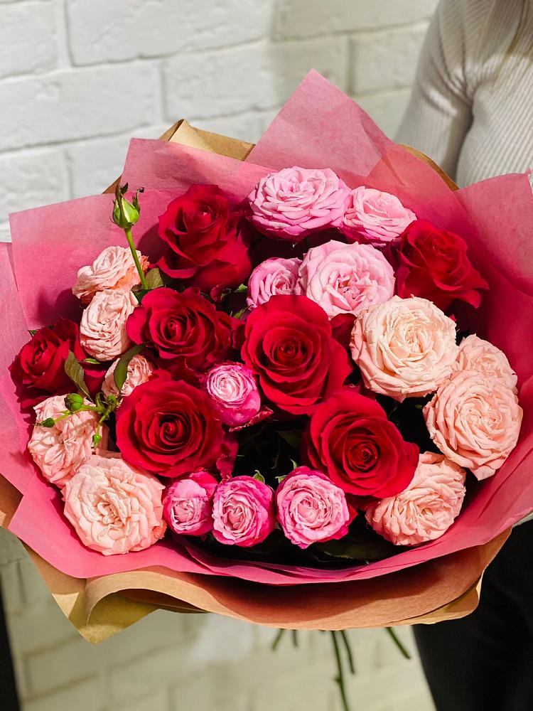 Букет цветов из: Розы в Невели