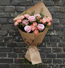 Букет цветов из:  Розы в Невели