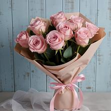 Букет цветов из:  Розы в Невели