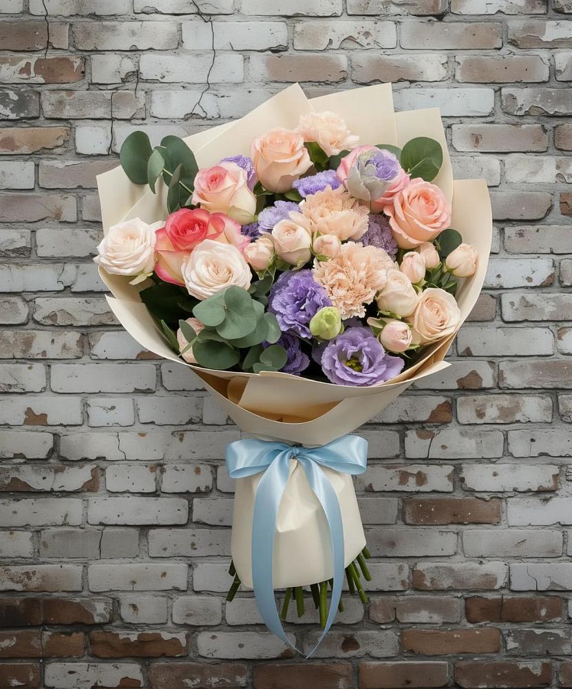 Букет цветов из: Розы, Лизиантусы и Гвоздики в Невели