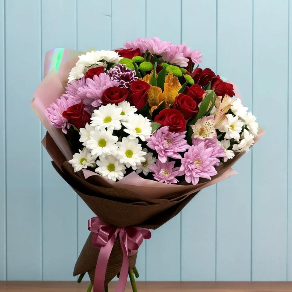 Букет цветов из: Розы, Хризантемы и Альстромерии в Невели