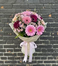Букет цветов из:  Герберы и Хризантемы в Невели