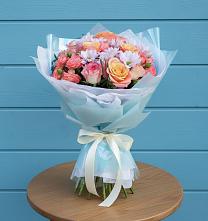 Букет цветов из:  Хризантемы и Розы в Невели