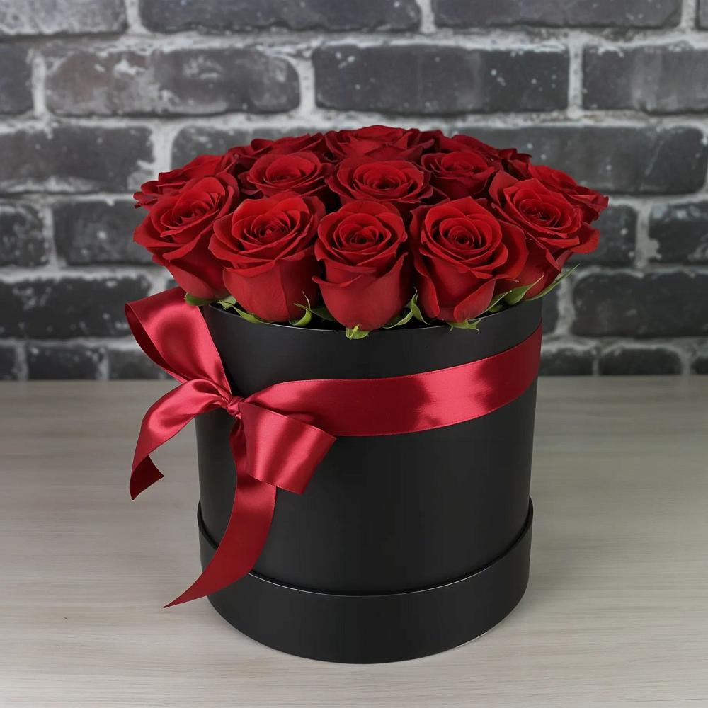 Цветочная композиция из Розы в шляпной коробке в Невели